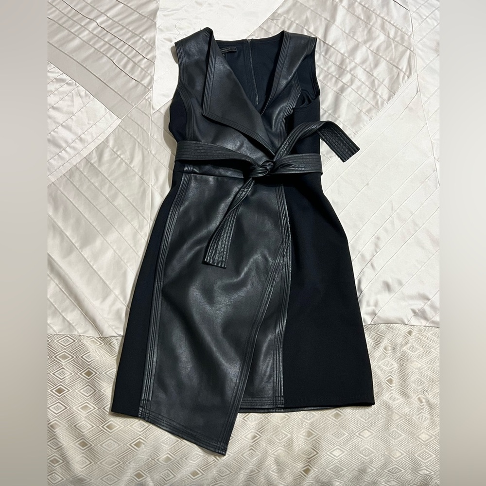 BCBG - Black Dress. Size S.